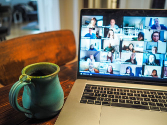 Managing & Leading Remote Teams: Strategies & Best Practices